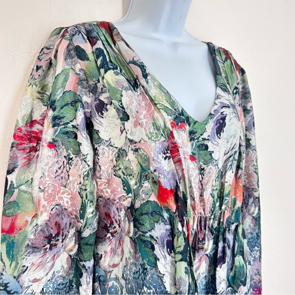 Sundance Samantha Silk Watercolor Floral Blouse Size M Smocked Romantic Fairy - Picture 4 of 10